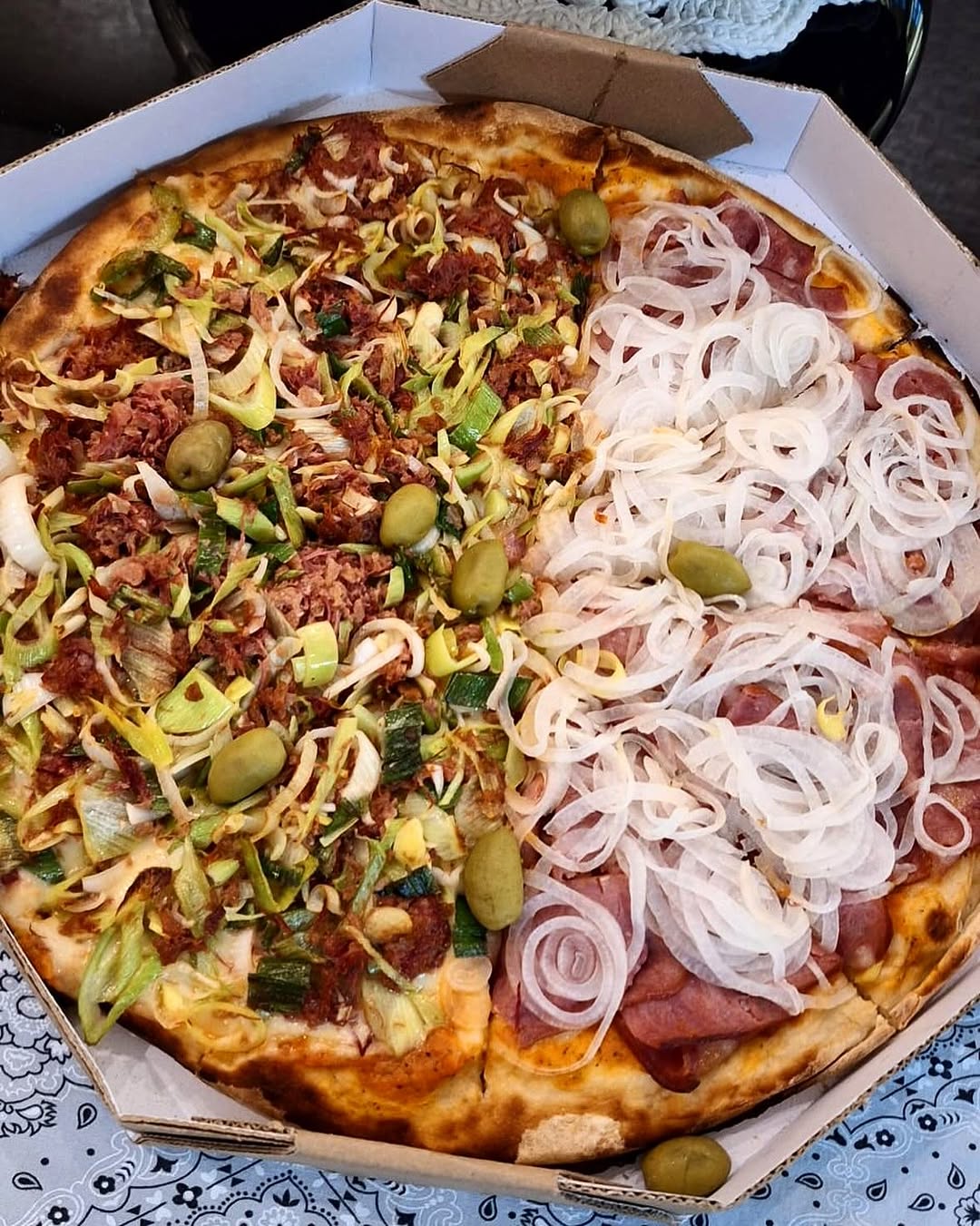 Pizza entregue a cliente